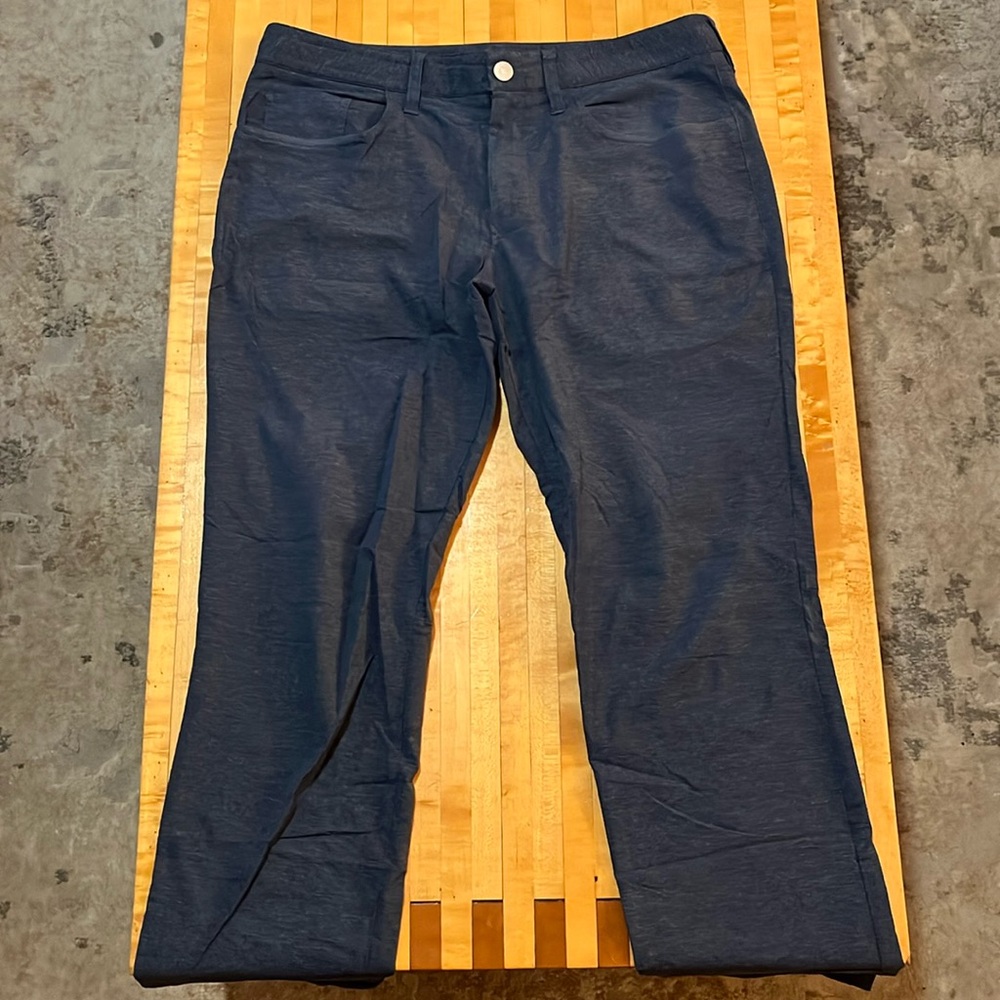 Navy blue Bonobos Highland golf pants - used, good condition